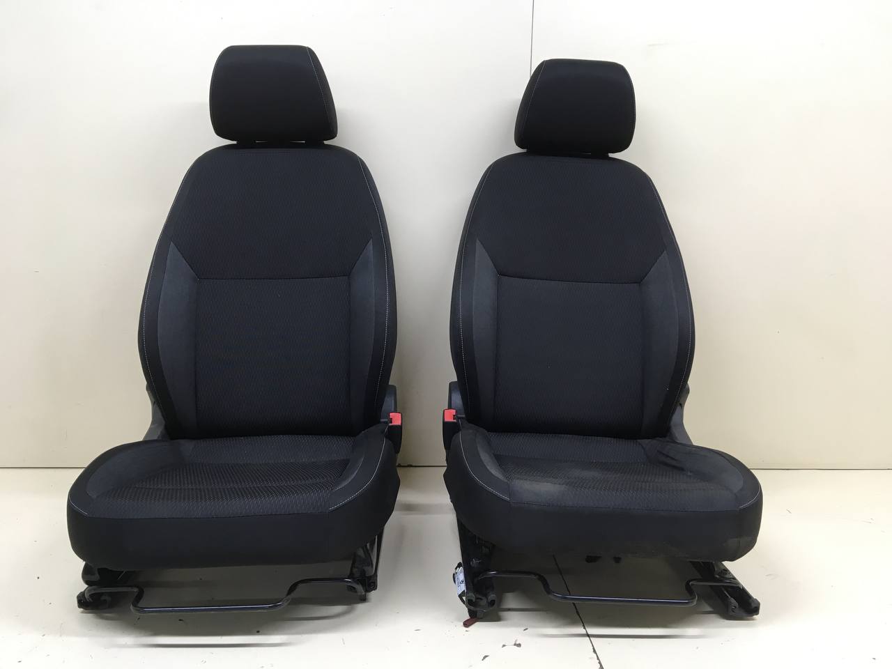 Сиденье (комплект) Skoda Rapid 2012-2020 Сиденье (комплект) Skoda Rapid 2012-2020
