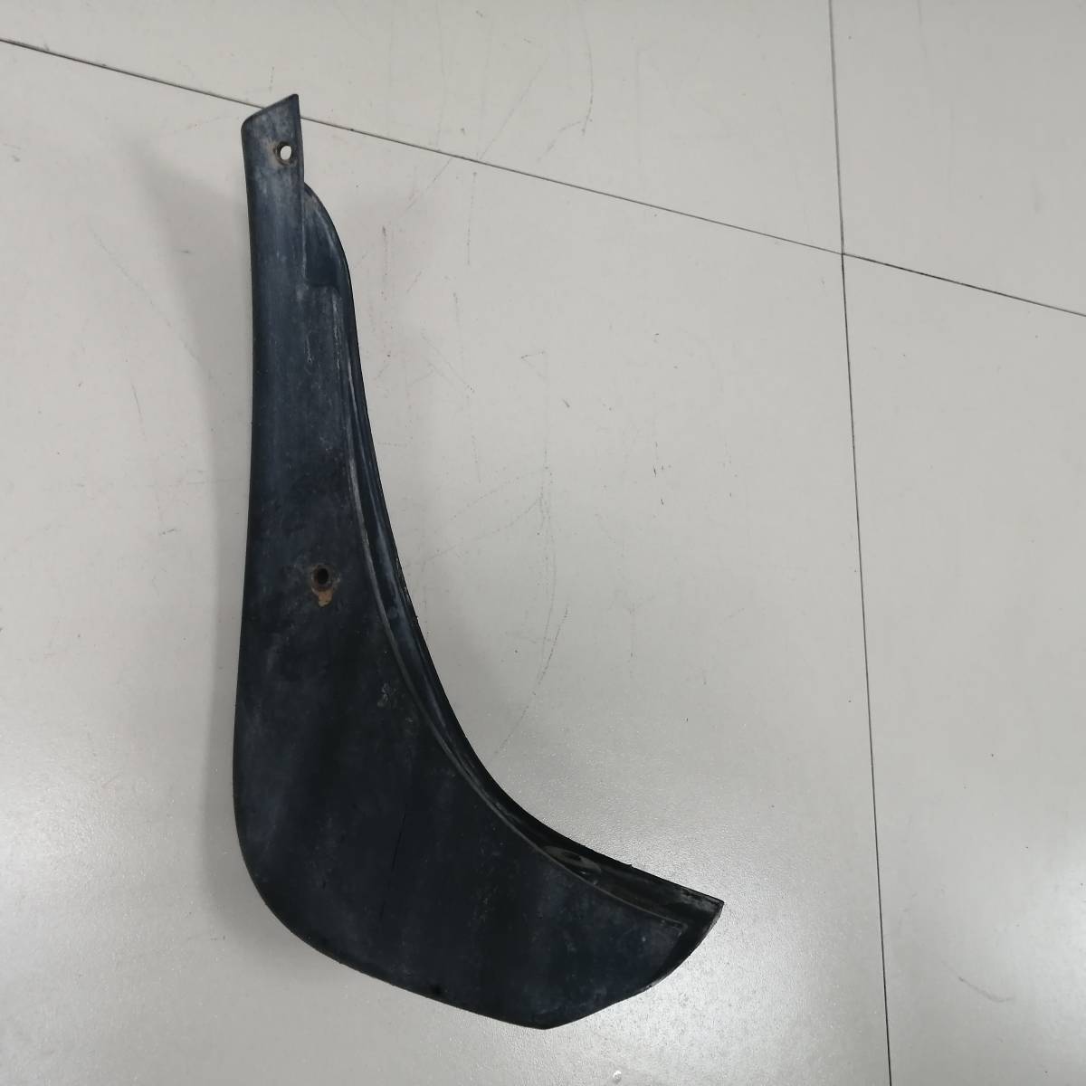 Брызговик задний правый Nissan Qashqai (J10) 2006-2013