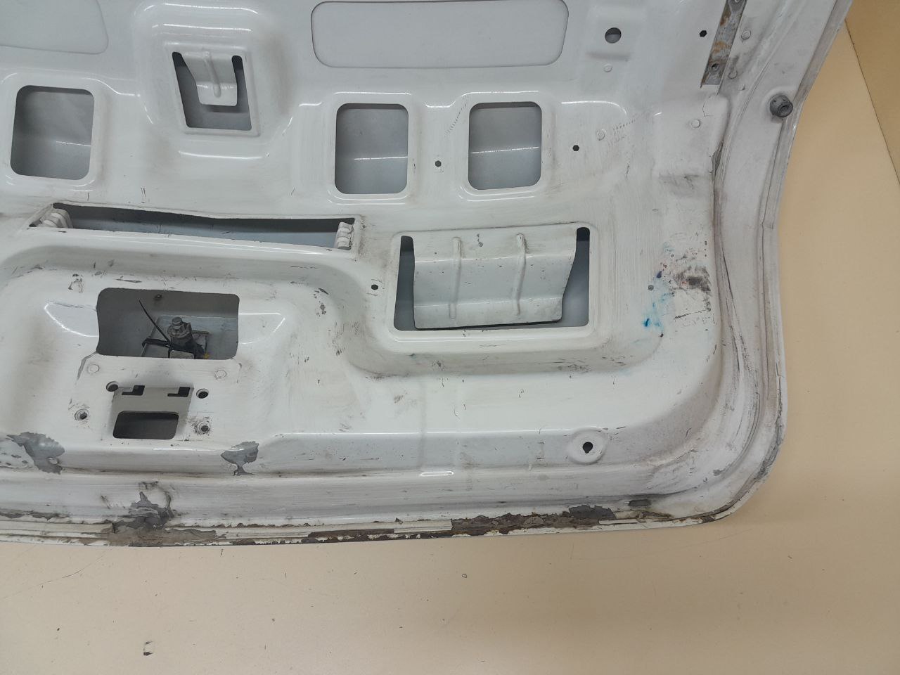 Крышка багажника Chevrolet Cobalt (T250) 2011-2015 Крышка багажника Chevrolet Cobalt (T250) 2011-2015