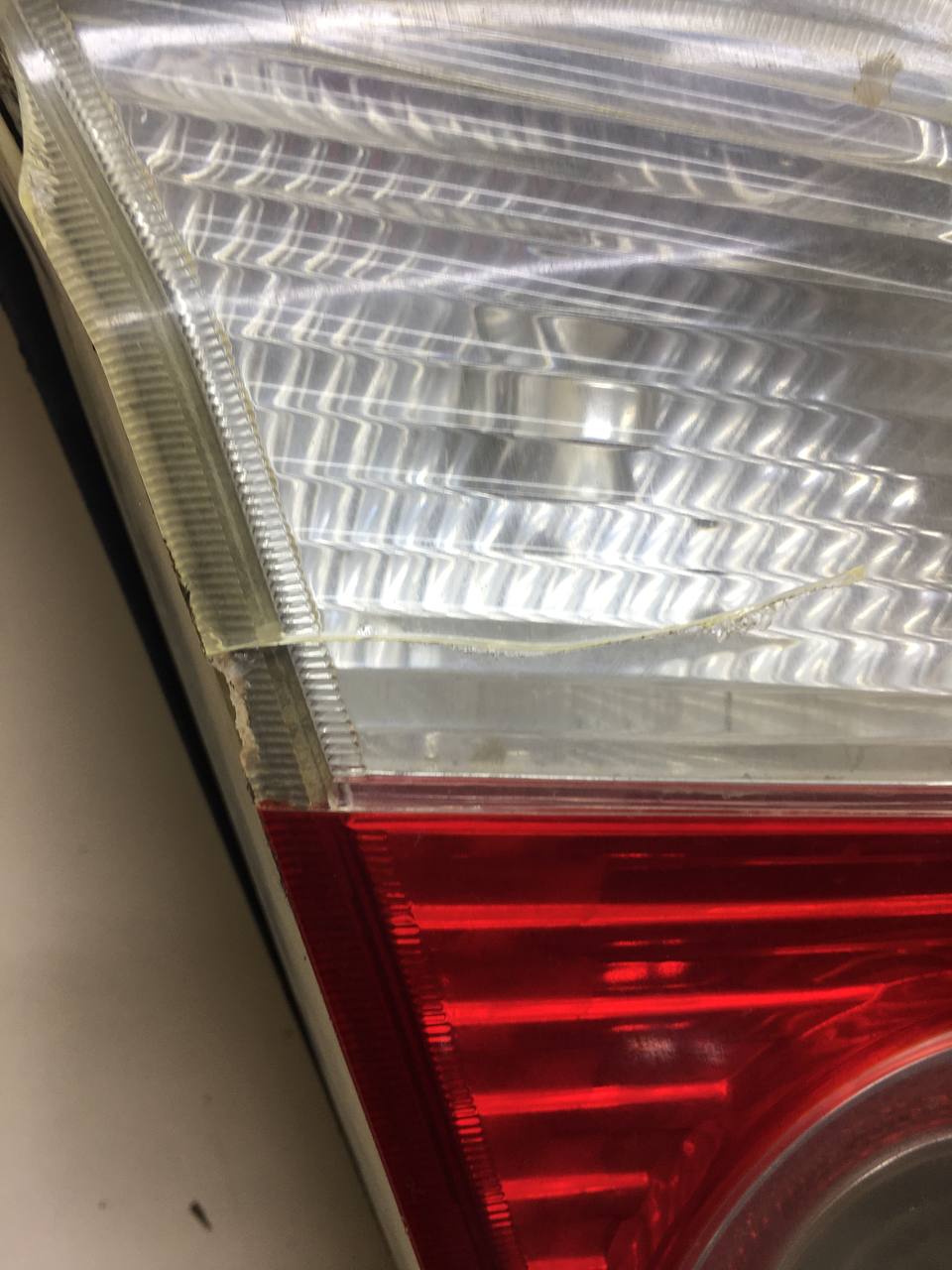 Крышка багажника Lifan Breez 2007-2012