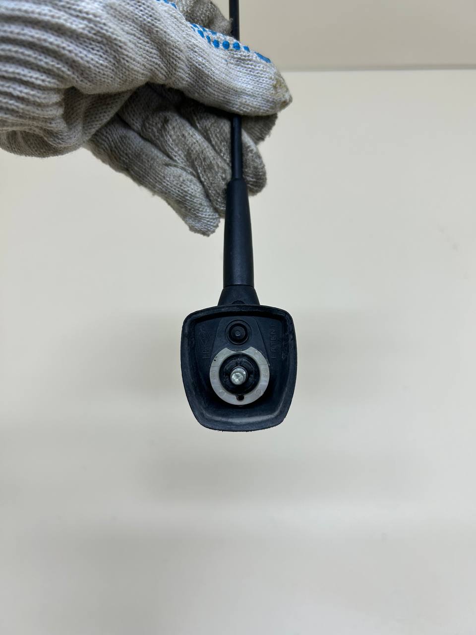 Антенна Renault Logan (1) 2005-2014 Антенна Renault Logan (1) 2005-2014