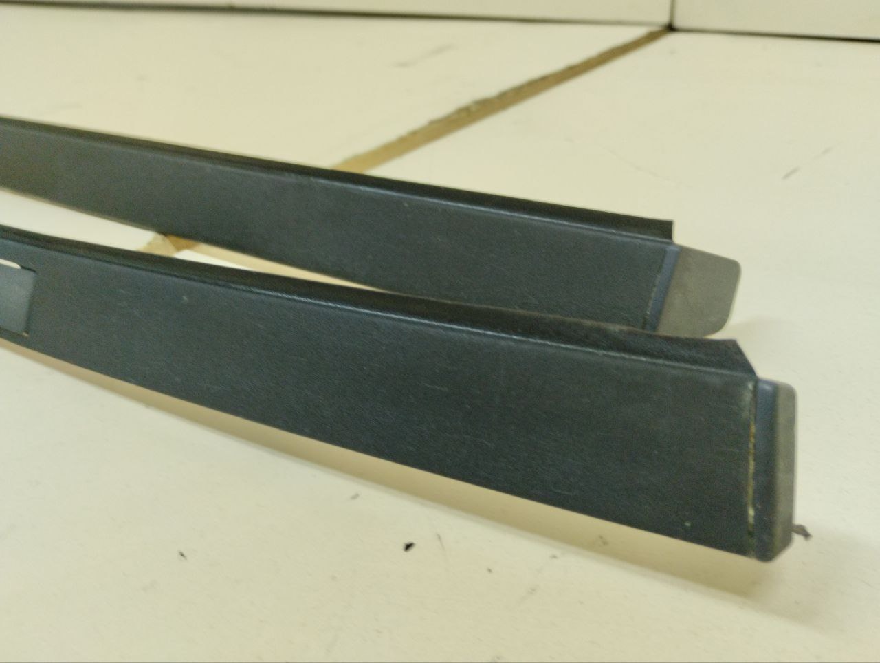 Молдинг крыши правый Peugeot 308 2007>