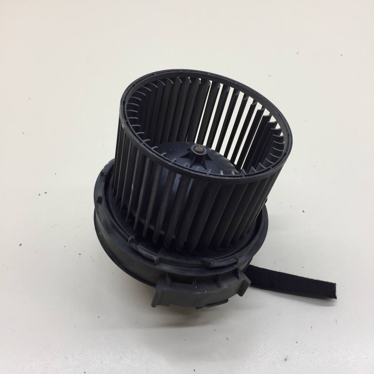 Моторчик отопителя Renault Logan (2) 2014>