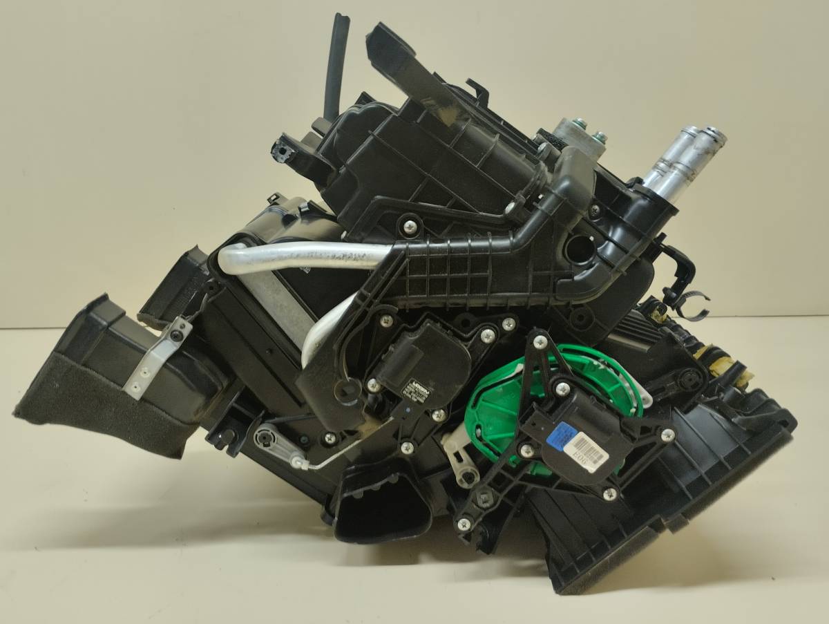 Корпус отопителя Hyundai ix55 2007-2013 Корпус отопителя Hyundai ix55 2007-2013