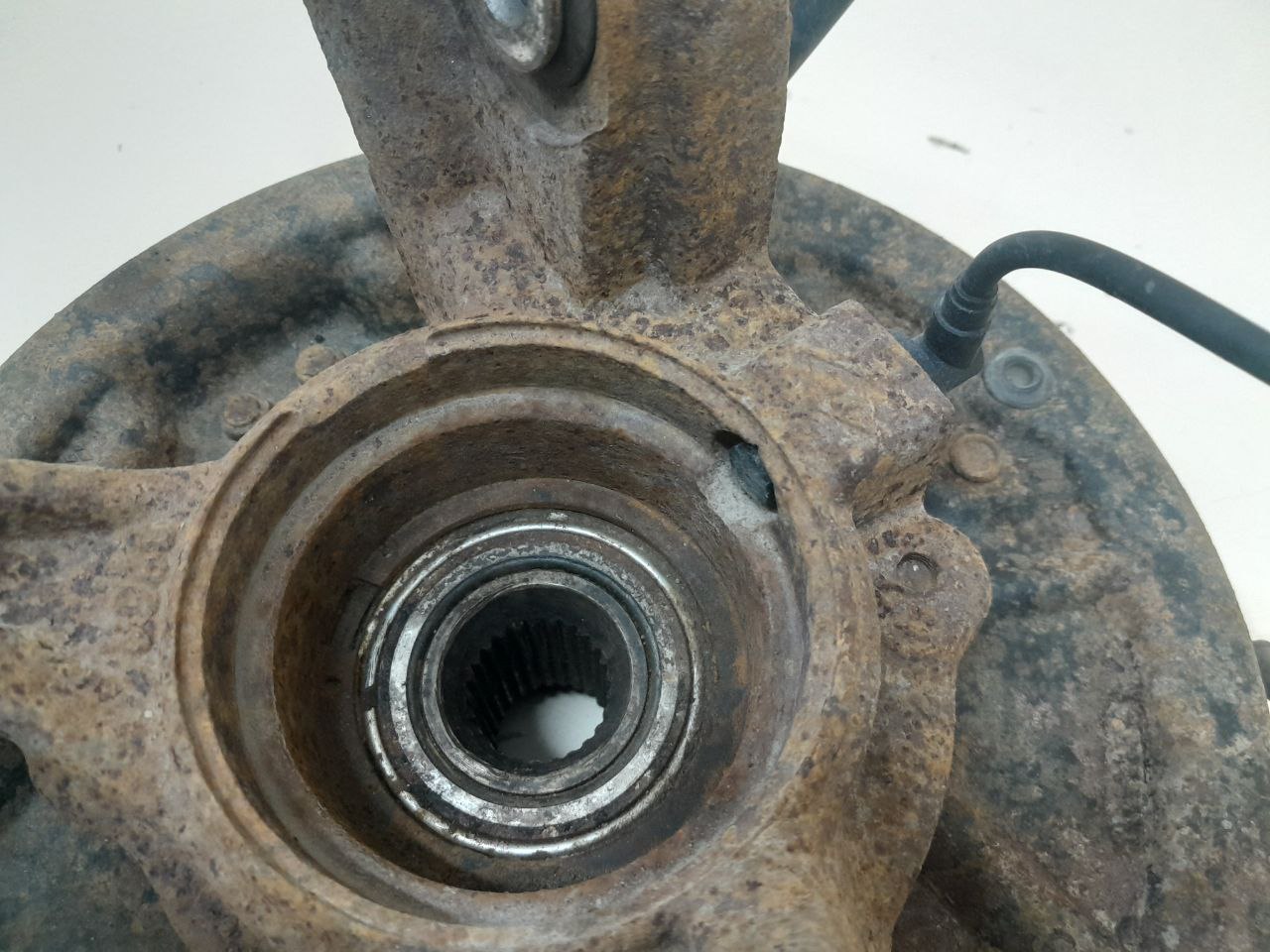 Кулак поворотный задний правый Nissan Terrano (D10) 2014>