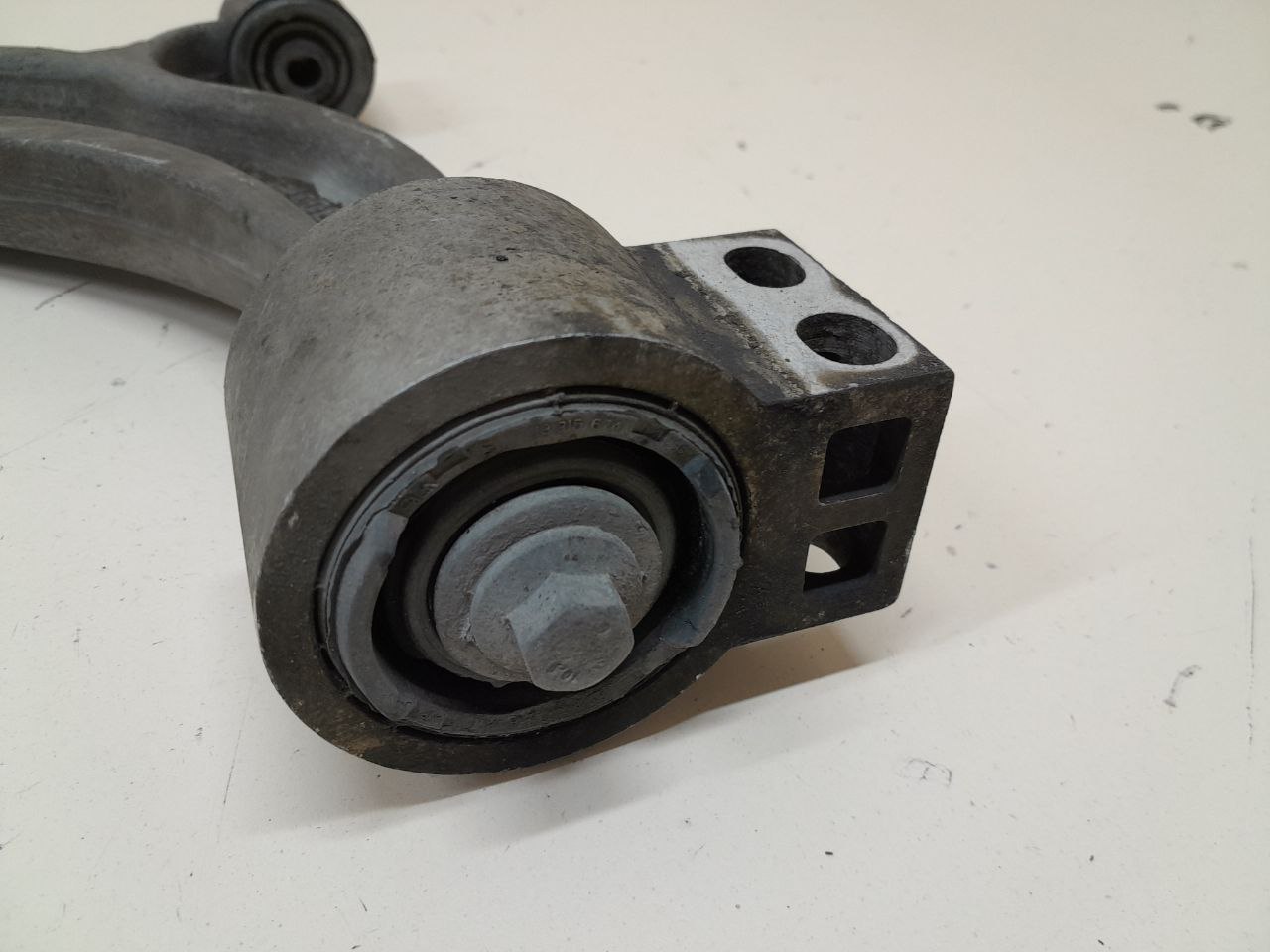 Рычаг передний левый Chevrolet Cruze (J300) 2009-2016