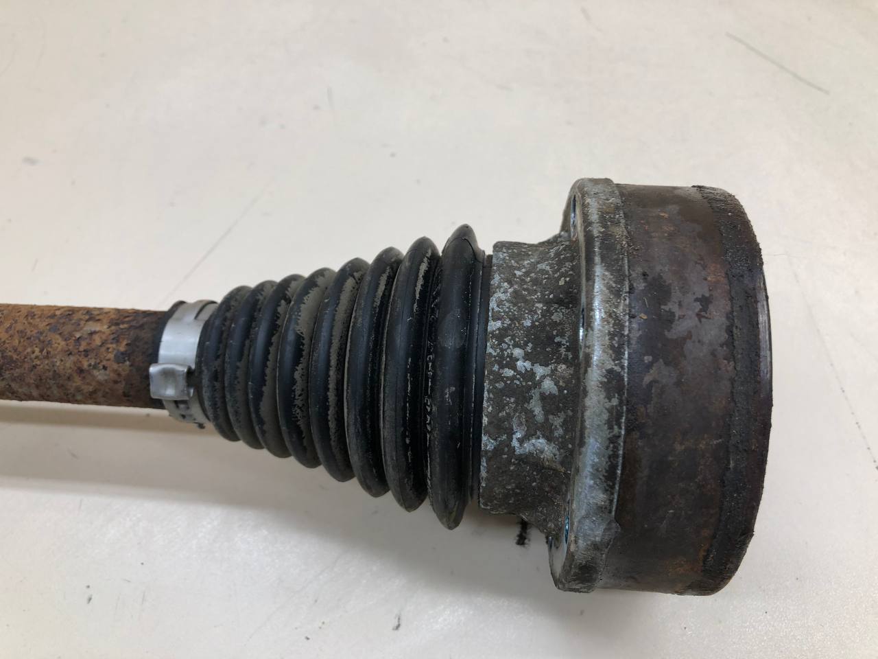 Полуось задняя правая Volkswagen Tiguan (5N1) 2007-2011