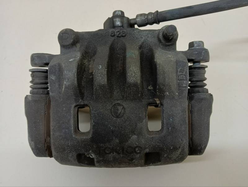 Суппорт передний правый Subaru Impreza (G12) 2007-2012