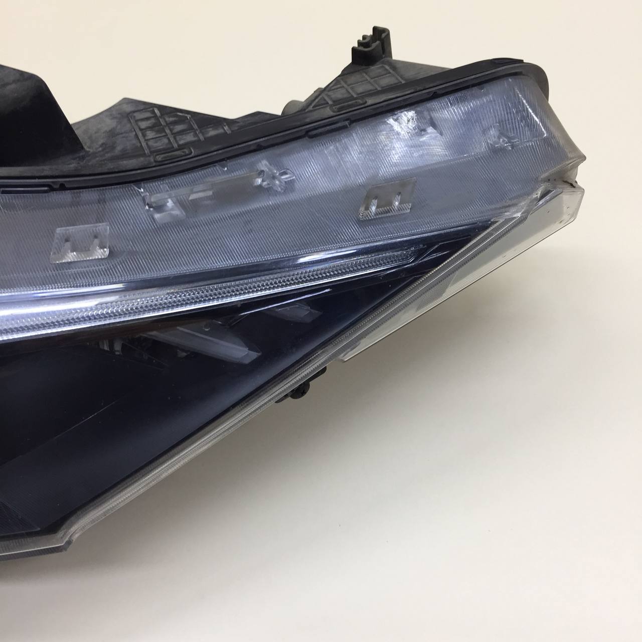 Фара правая Hyundai Elantra (CN7) 2020>