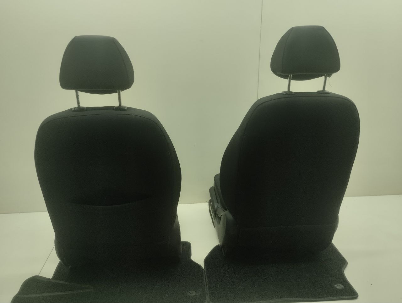 Сиденье (комплект) Hyundai Solaris (RB) 2010-2017 Сиденье (комплект) Hyundai Solaris (RB) 2010-2017