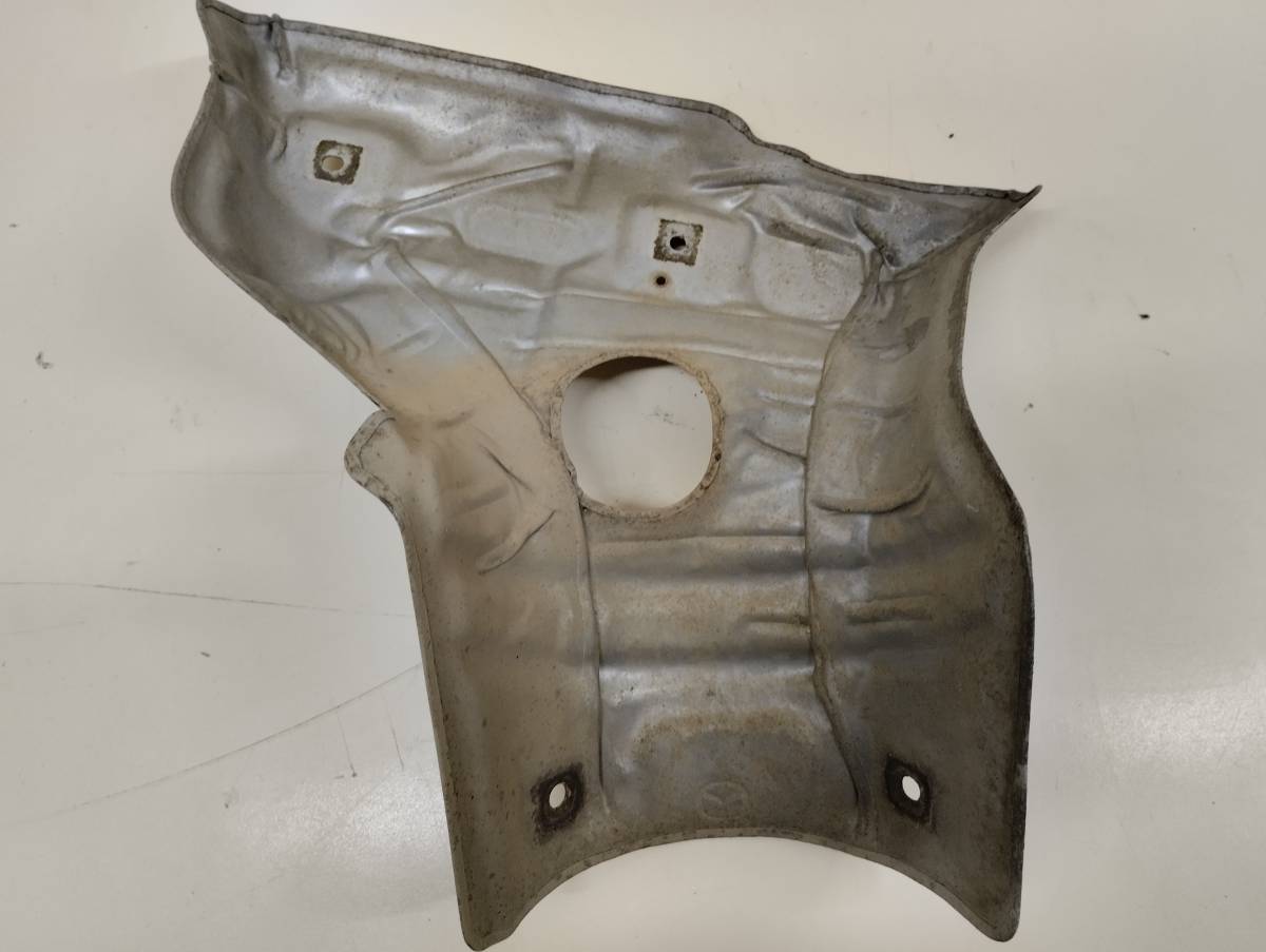 Экран тепловой Mazda Mazda 3 (BL) 2009-2013 Экран тепловой Mazda Mazda 3 (BL) 2009-2013