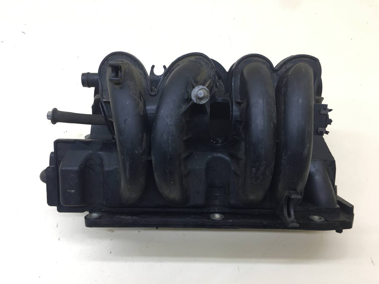 Коллектор впускной Renault Logan (2) 2014>