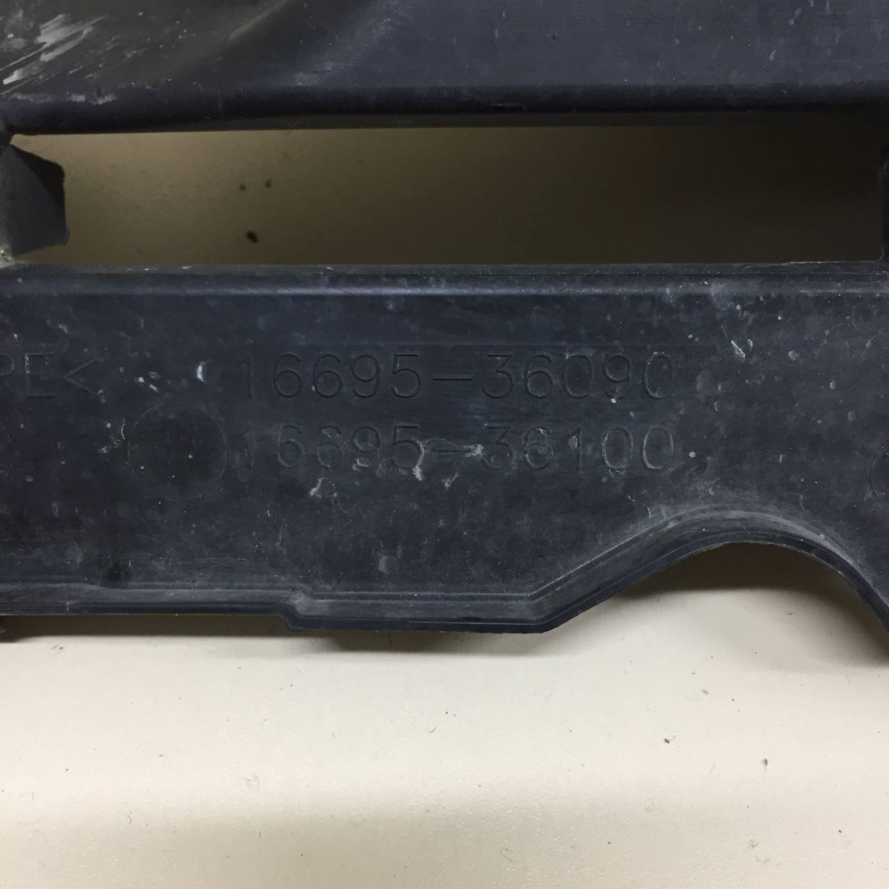 Воздуховод радиатора Toyota Rav 4 (XA40) 2013-2019 Воздуховод радиатора Toyota Rav 4 (XA40) 2013-2019