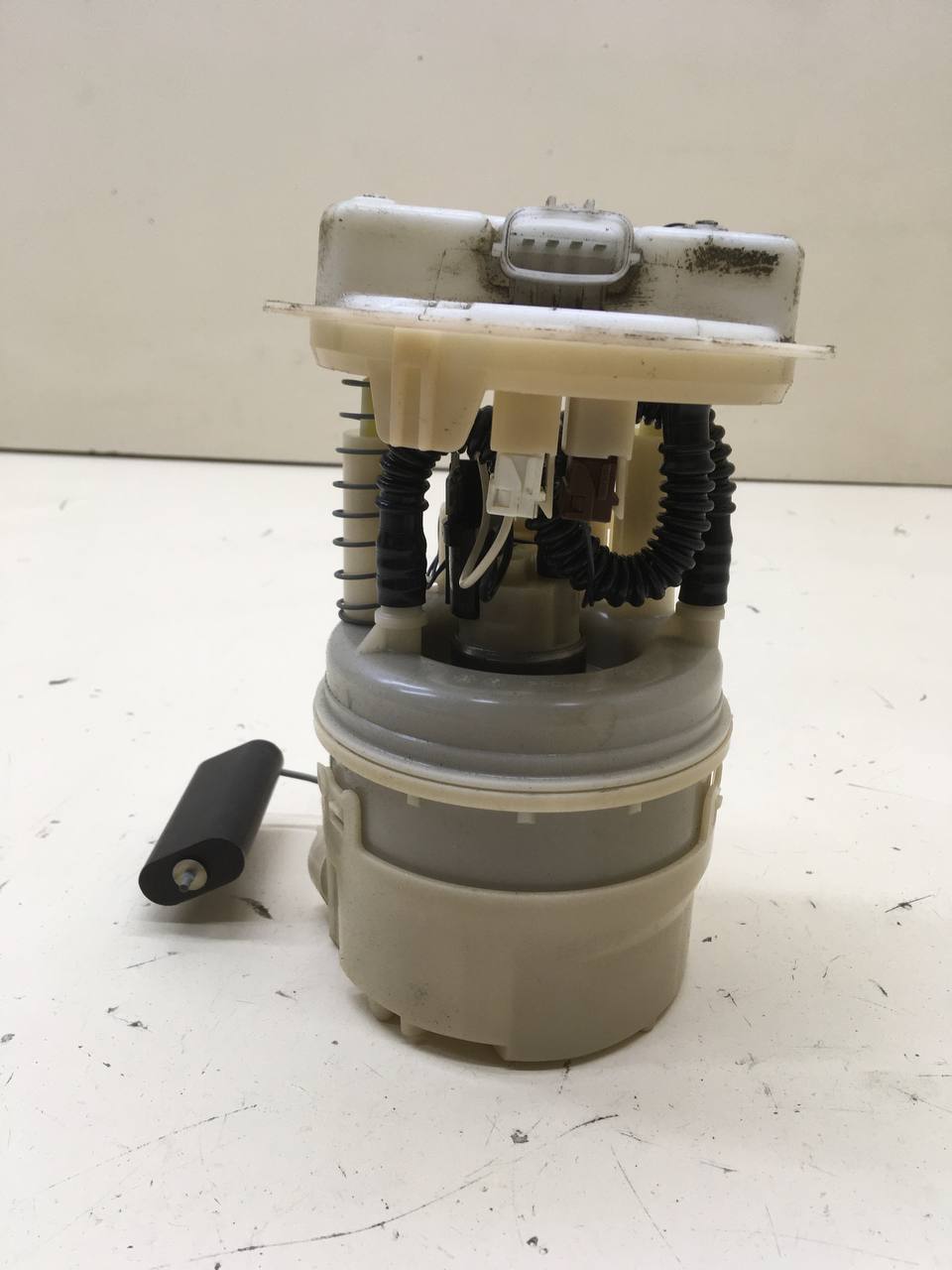 Насос топливный электрический Renault Sandero Stepway (5S) 2014-2022