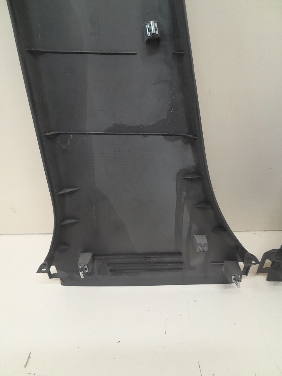 Обшивка стойки Chevrolet Cobalt (T250) 2011-2015 Обшивка стойки Chevrolet Cobalt (T250) 2011-2015