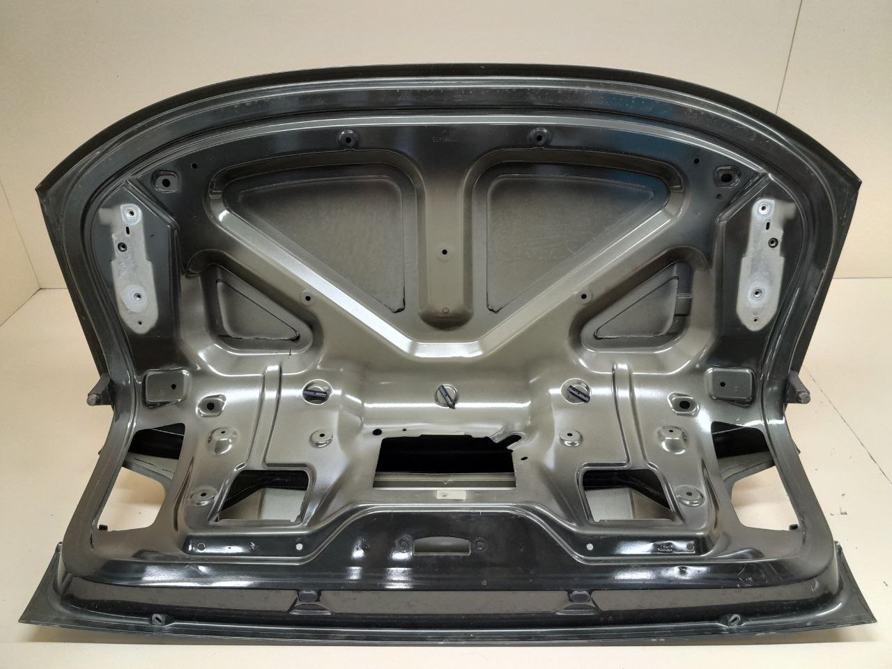 Крышка багажника Citroen C5 2008-2016 Крышка багажника Citroen C5 2008-2016