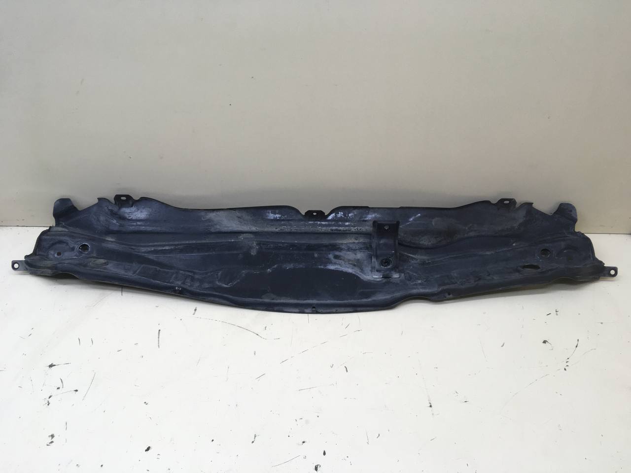 Водосток Hyundai Solaris (RB) 2010-2017 Водосток Hyundai Solaris (RB) 2010-2017