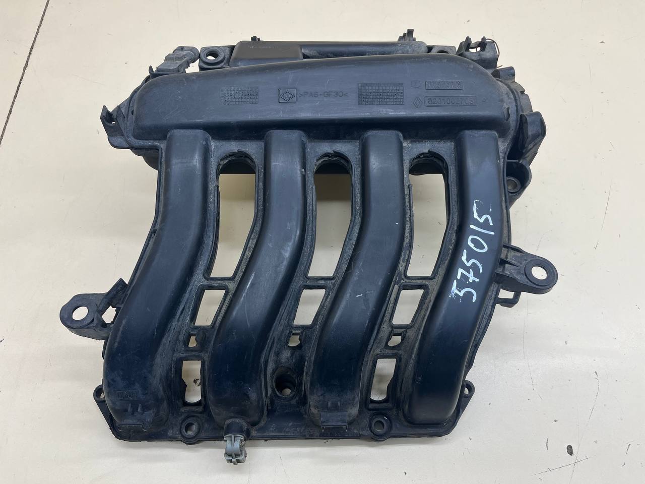 Коллектор впускной Renault Megane (2) 2002-2009 Коллектор впускной Renault Megane (2) 2002-2009