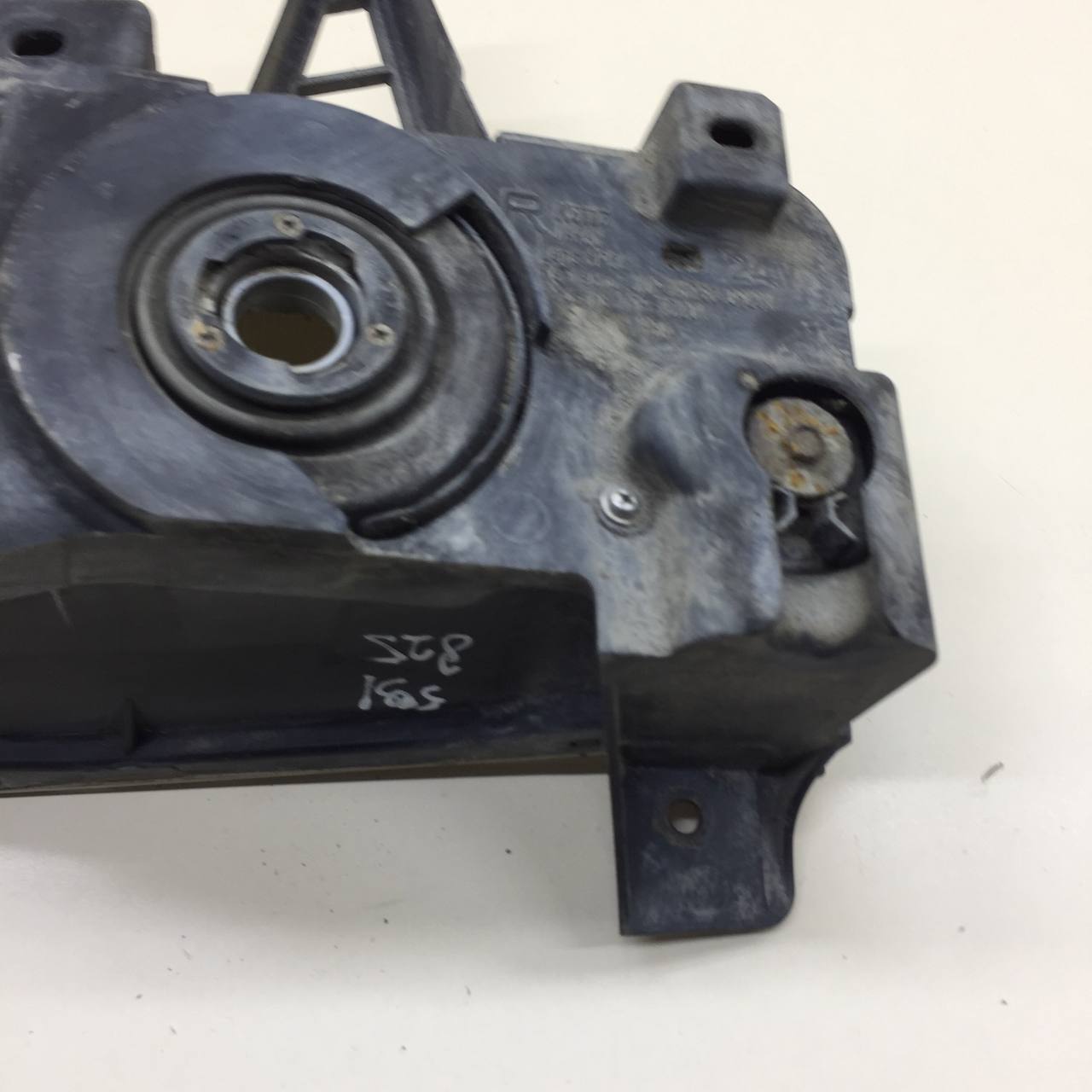 Фара противотуманная правая Toyota Land Cruiser (J200) 2007-2021