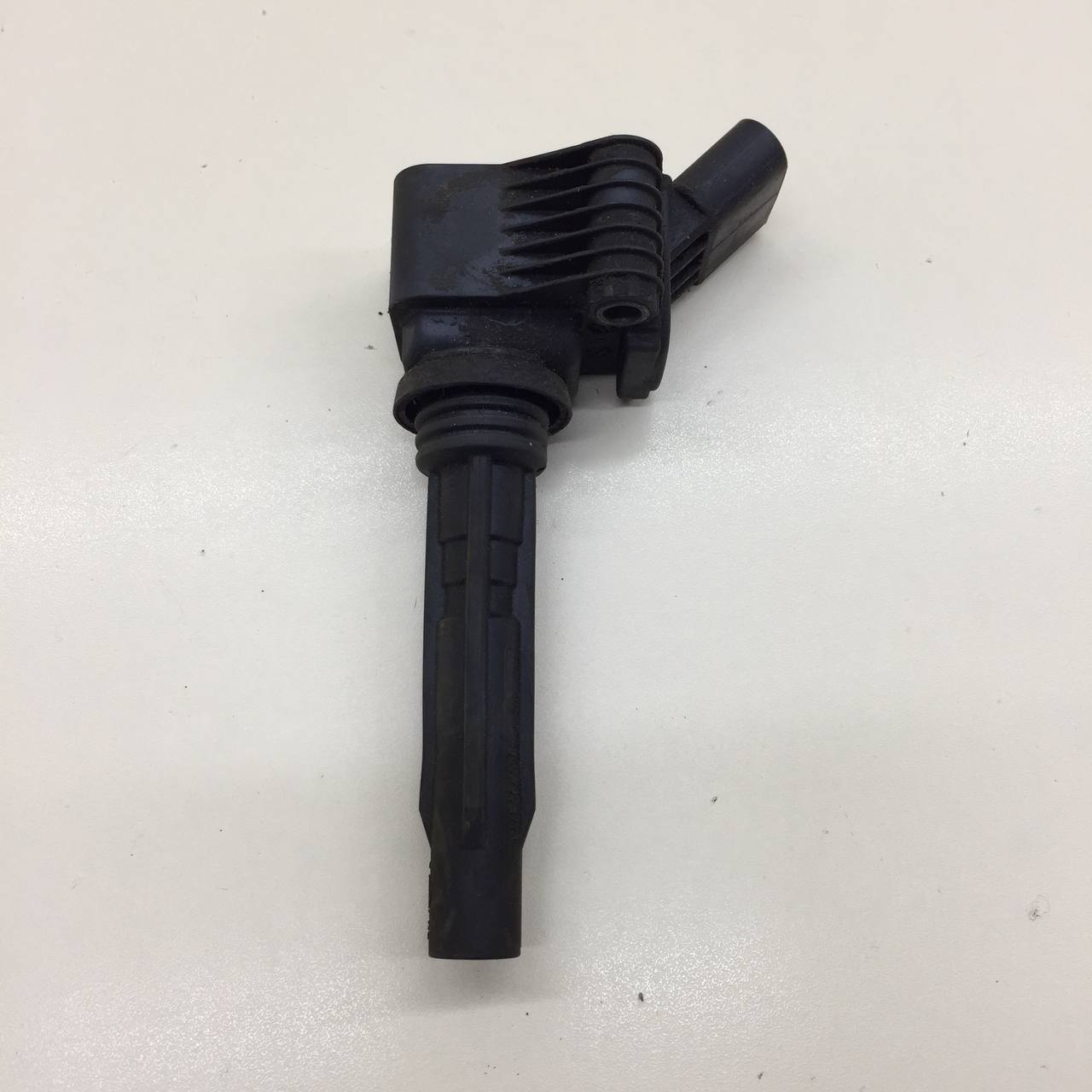 Катушка зажигания Skoda Rapid 2012-2020 Катушка зажигания Skoda Rapid 2012-2020