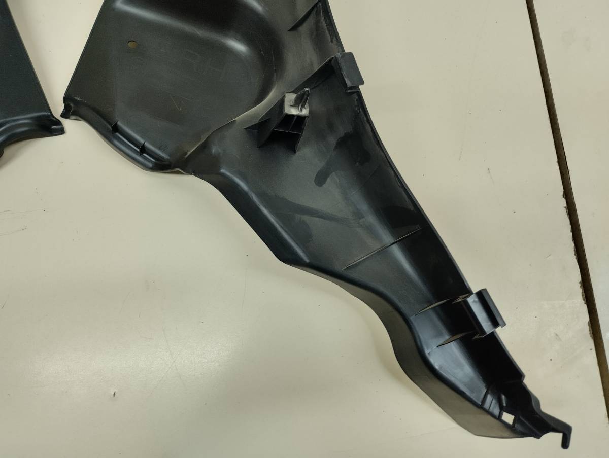 Обшивка стойки Mazda Mazda 3 (BL) 2009-2013 Обшивка стойки Mazda Mazda 3 (BL) 2009-2013