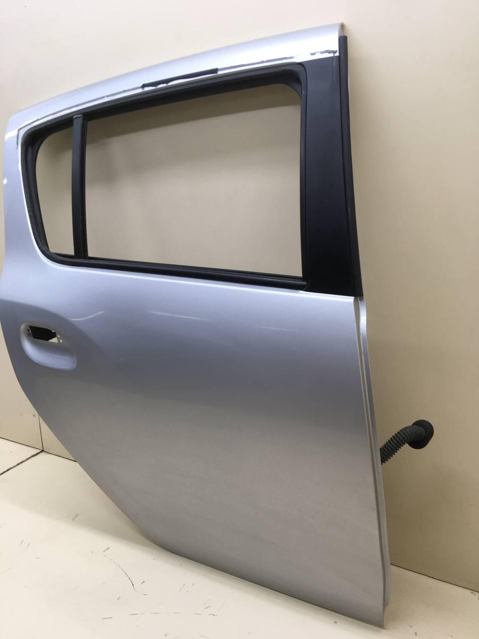 Дверь задняя правая Renault Sandero Stepway (5S) 2014-2022 Дверь задняя правая Renault Sandero Stepway (5S) 2014-2022