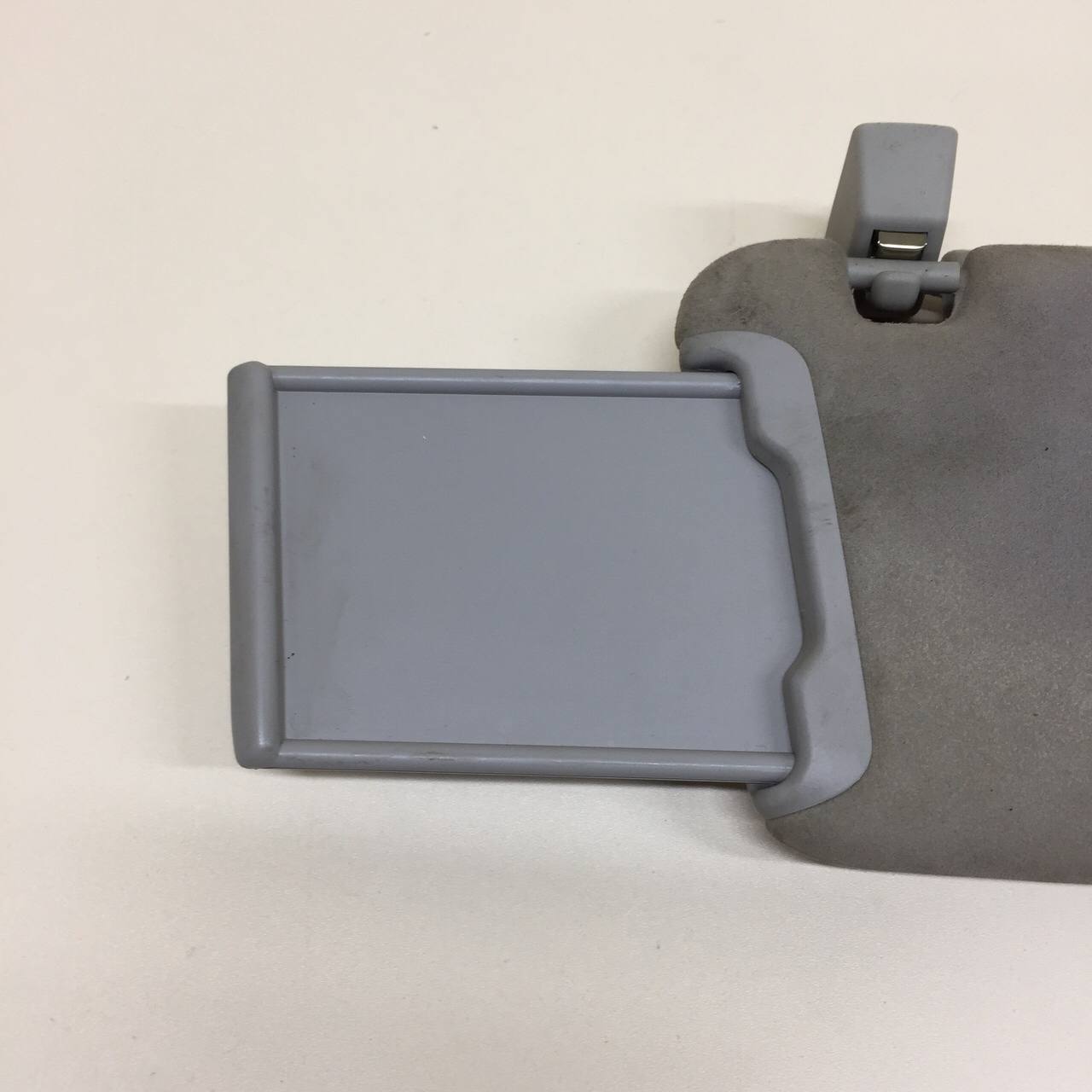 Козырек солнцезащитный (внутри) Audi Q7 (4L) 2005-2015