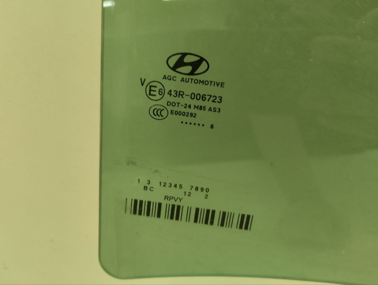 Стекло двери задней правой Hyundai Tucson (TL) 2015-2021 Стекло двери задней правой Hyundai Tucson (TL) 2015-2021