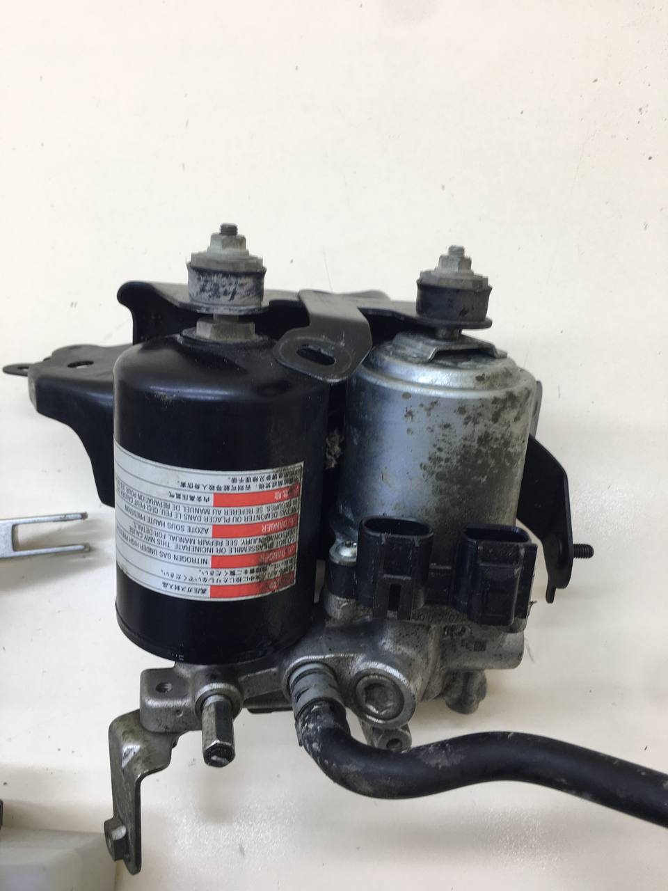 Блок ABS (насос) Toyota Rav 4 (XA40) 2013-2019 Блок ABS (насос) Toyota Rav 4 (XA40) 2013-2019