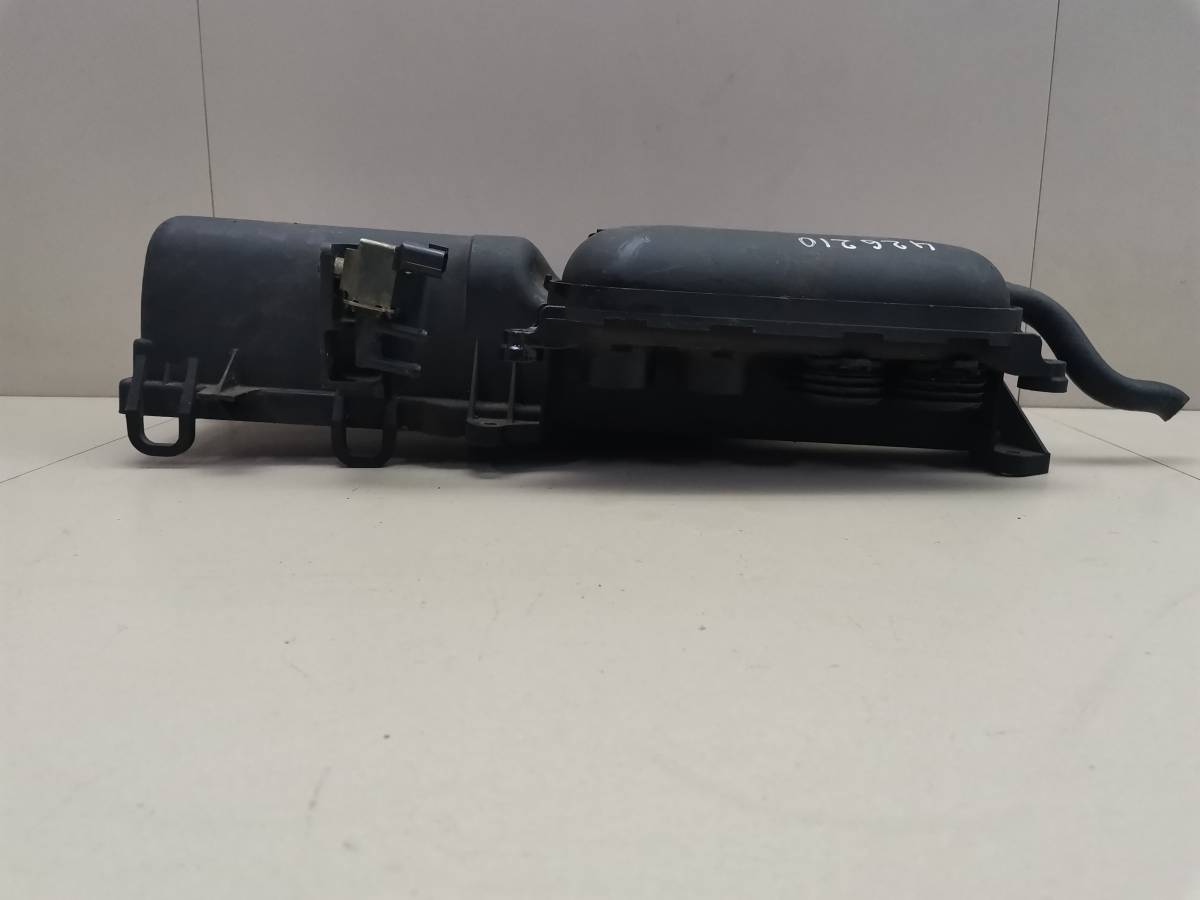 Корпус воздушного фильтра Nissan March (K12) 2002-2010