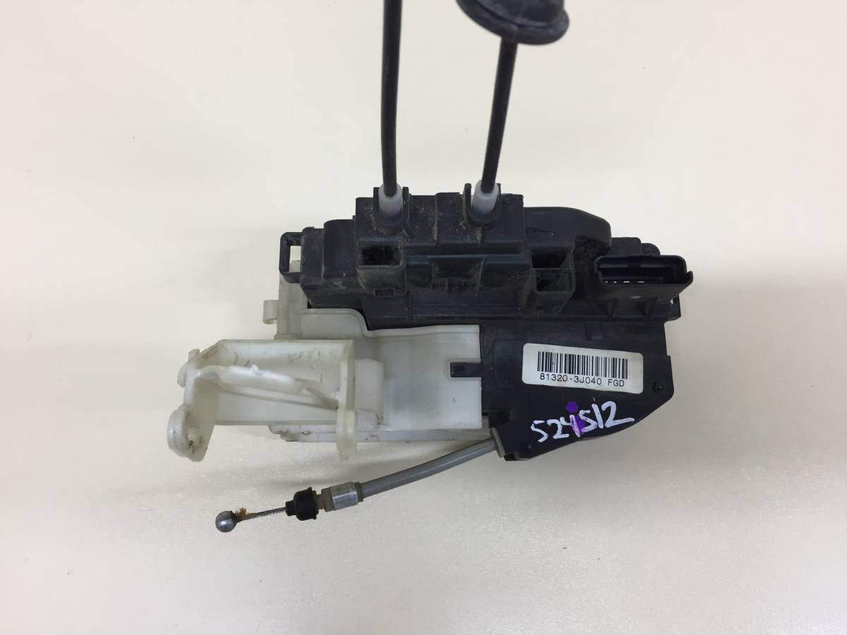 Замок двери передней правой Hyundai ix55 2007-2013