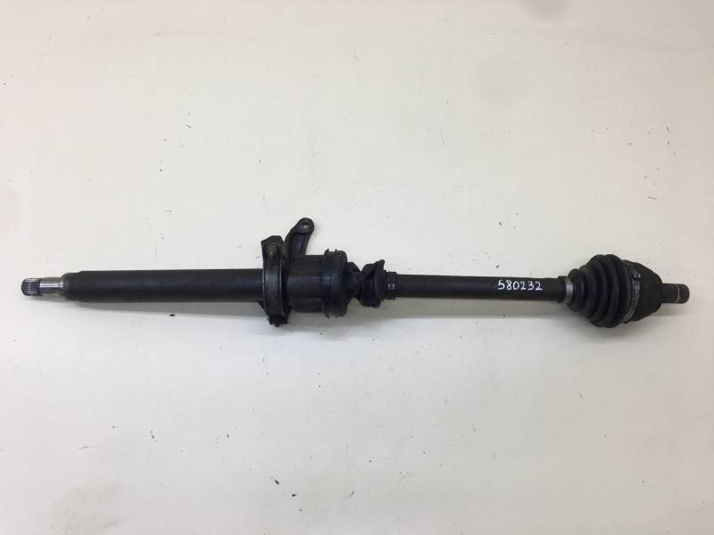 Полуось передняя правая Ford Focus 2 (DB) 2008-2011 Полуось передняя правая Ford Focus 2 (DB) 2008-2011
