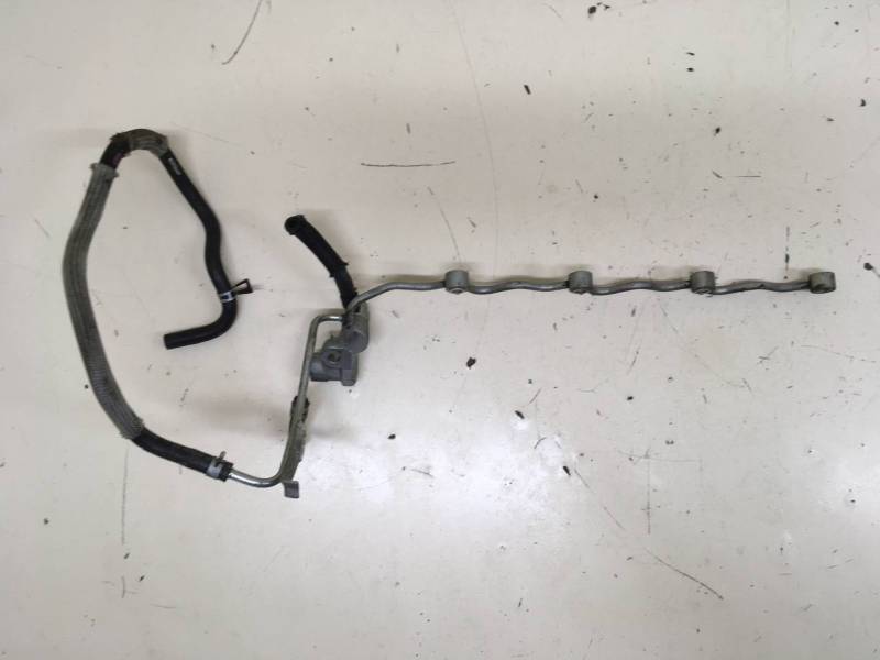 Трубка топливная Toyota Rav 4 (XA40) 2013-2019 Трубка топливная Toyota Rav 4 (XA40) 2013-2019