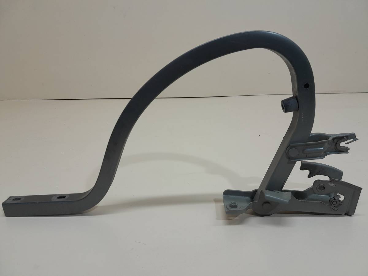 Петля крышки багажника Chevrolet Cobalt (T250) 2011-2015