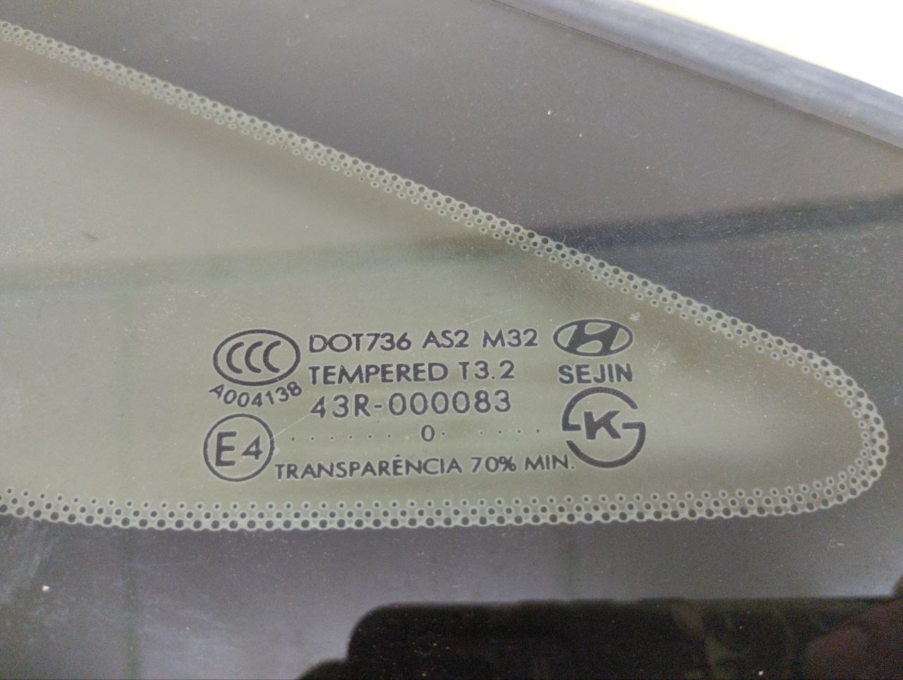 Стекло кузовное глухое левое Hyundai Sonata 6 (YF) 2010-2014
