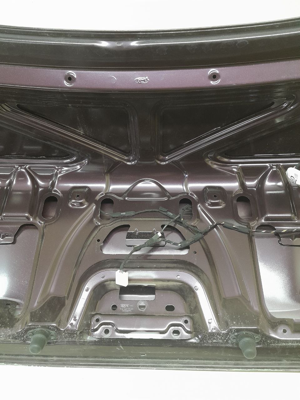 Крышка багажника Ford Focus 2 (DB) 2008-2011 Крышка багажника Ford Focus 2 (DB) 2008-2011
