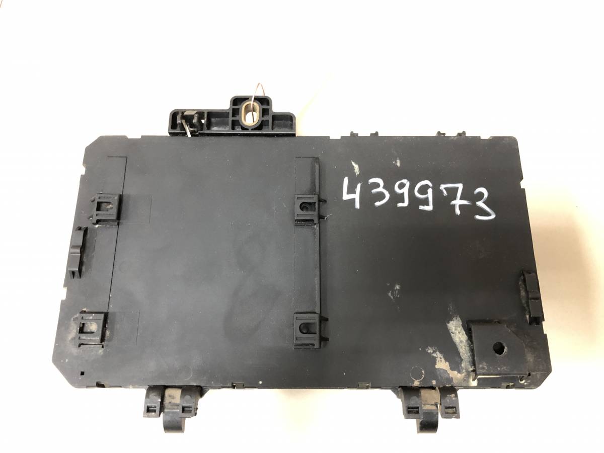 Блок предохранителей Opel Astra H / Family 2004-2015