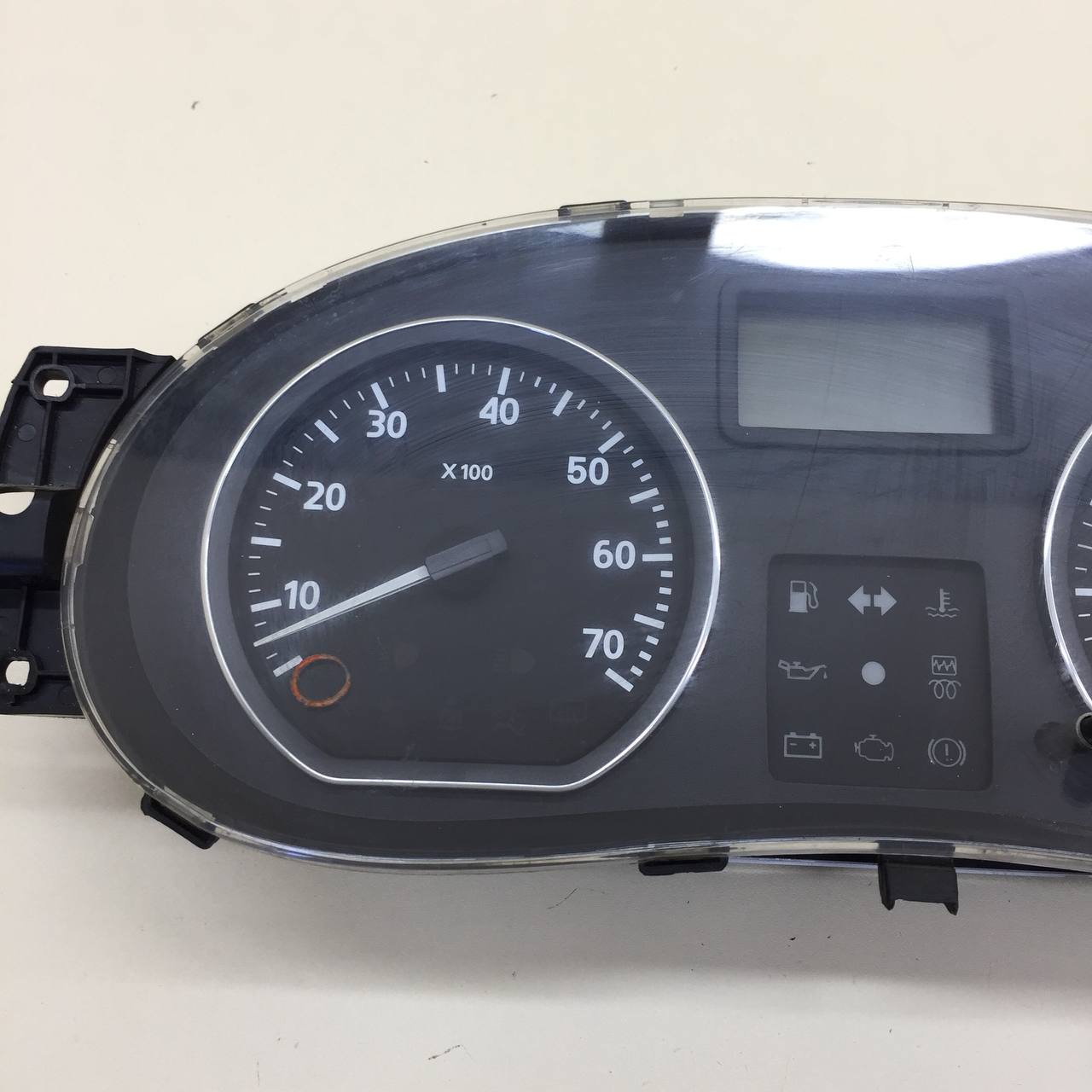 Панель приборов Nissan Almera 3 (G11, G15) 2012>