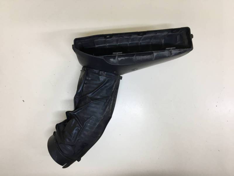 Воздухозаборник (внутри) Hyundai Starex H1/Grand Starex 2007>