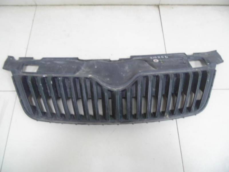 Решетка радиатора для Skoda Fabia (5J) 2007-2014