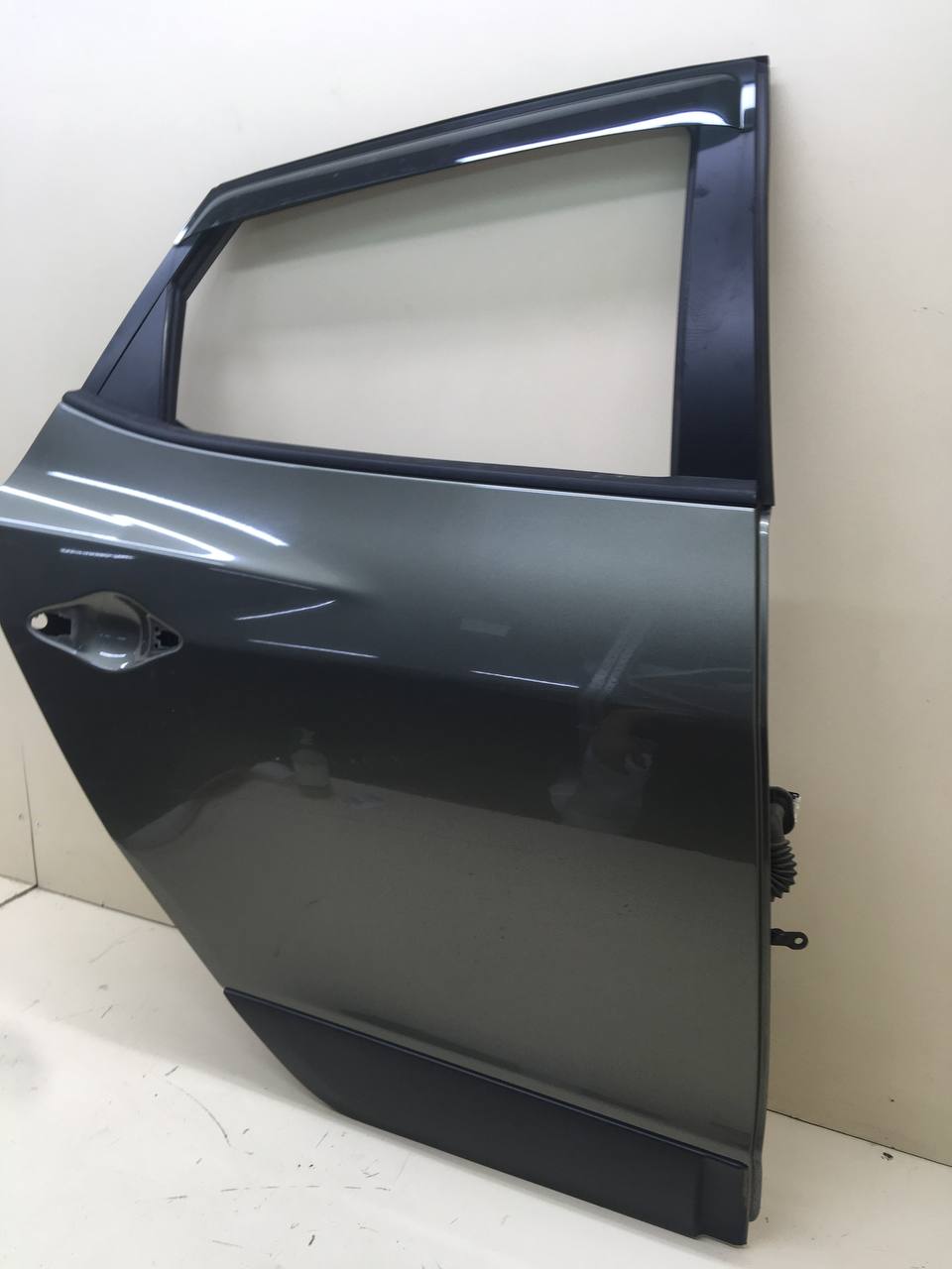 Дверь задняя правая Hyundai ix35 (LM) 2010-2015 Дверь задняя правая Hyundai ix35 (LM) 2010-2015