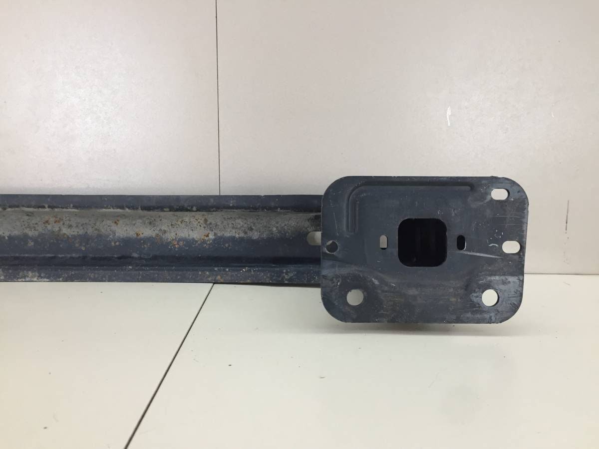 Усилитель заднего бампера Ford Focus 2 (DA) 2005-2008