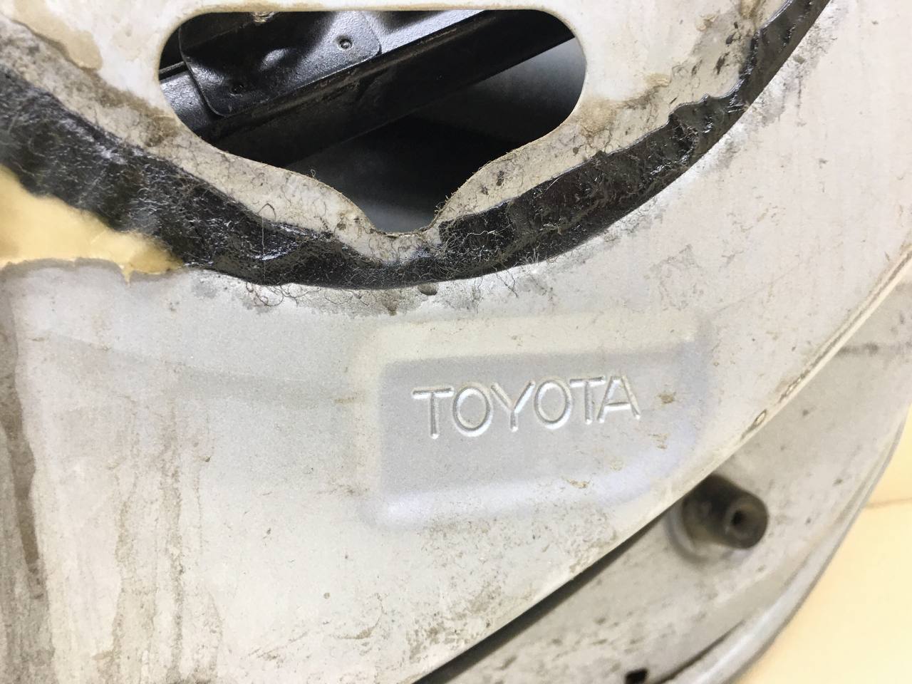 Дверь задняя правая Toyota Corolla E120 2001-2007