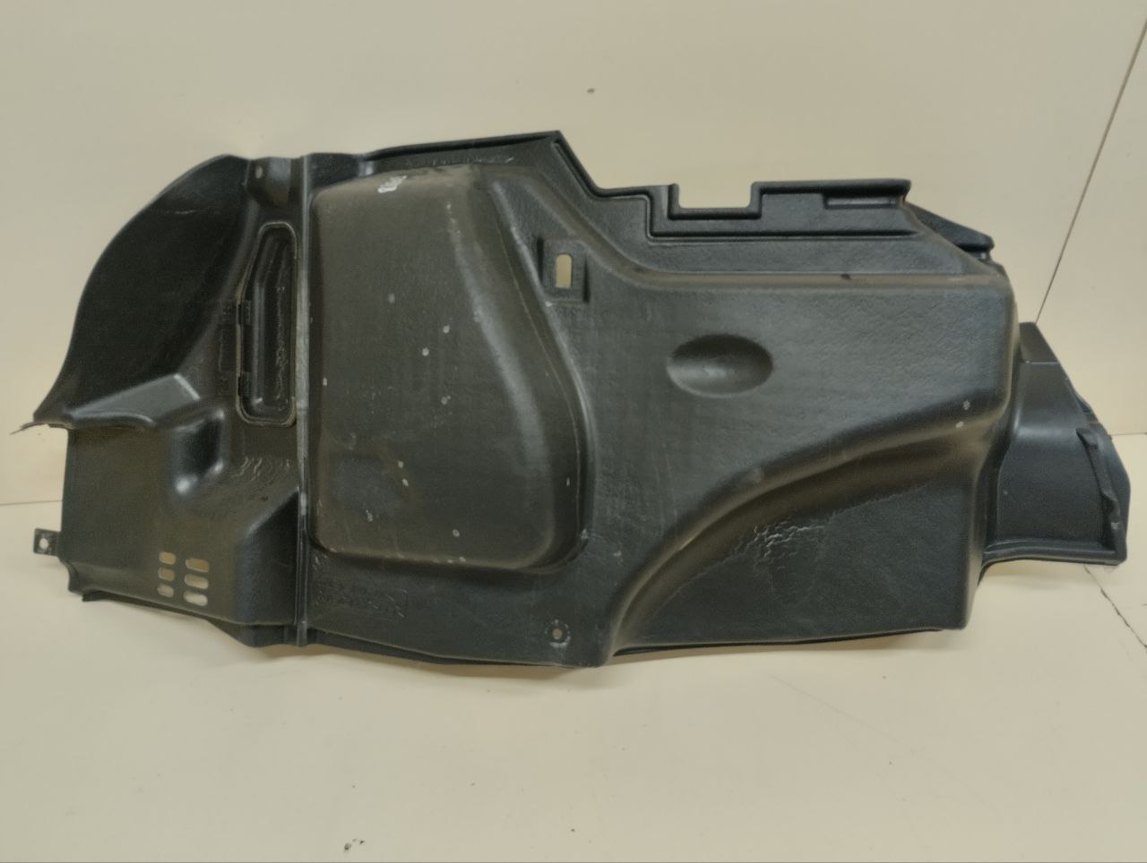 Обшивка багажника Nissan Almera Classic (B10) 2006-2013 Обшивка багажника Nissan Almera Classic (B10) 2006-2013