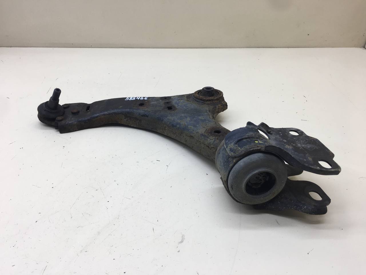 Рычаг передний левый Ford Mondeo 4 2007-2015