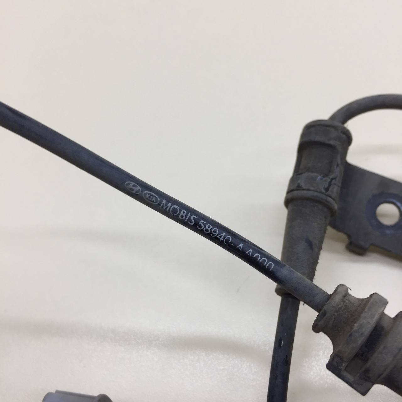 Датчик ABS передний правый Hyundai Elantra (CN7) 2020>