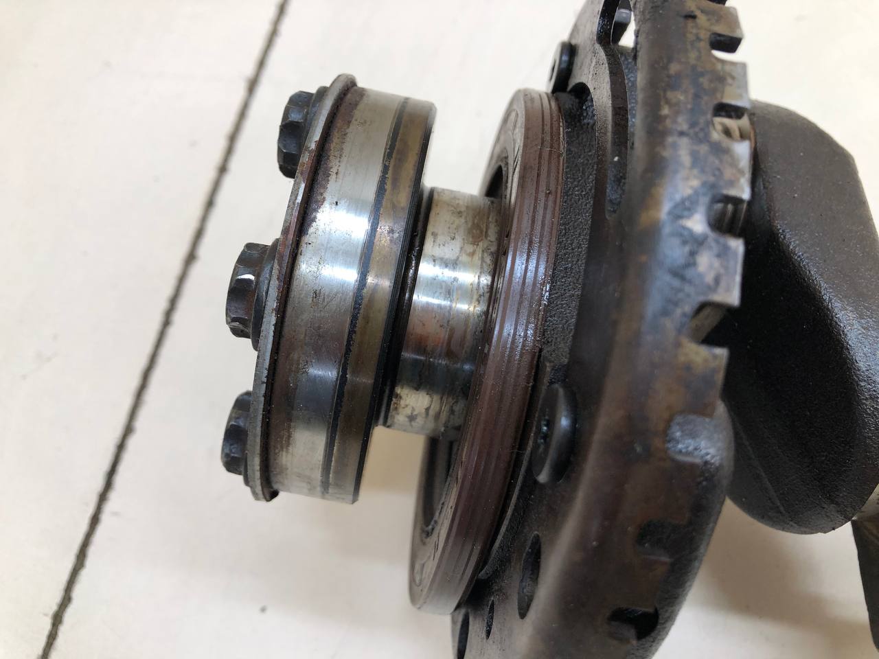 Коленвал Nissan Qashqai (J10) 2006-2013 Коленвал Nissan Qashqai (J10) 2006-2013