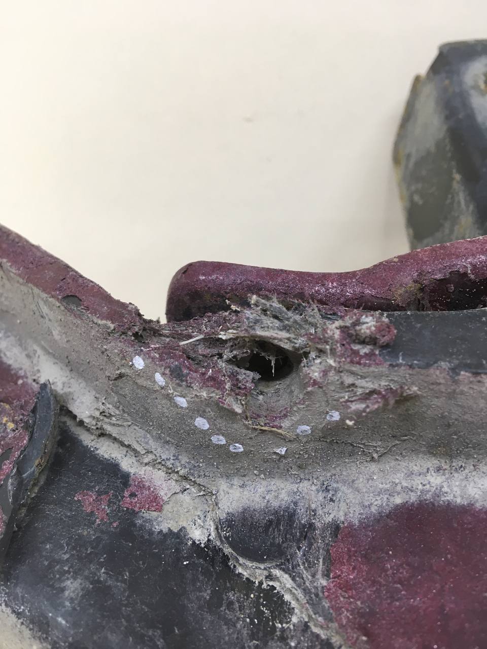 Усилитель переднего бампера Kia Spectra (SD) 2004-2011