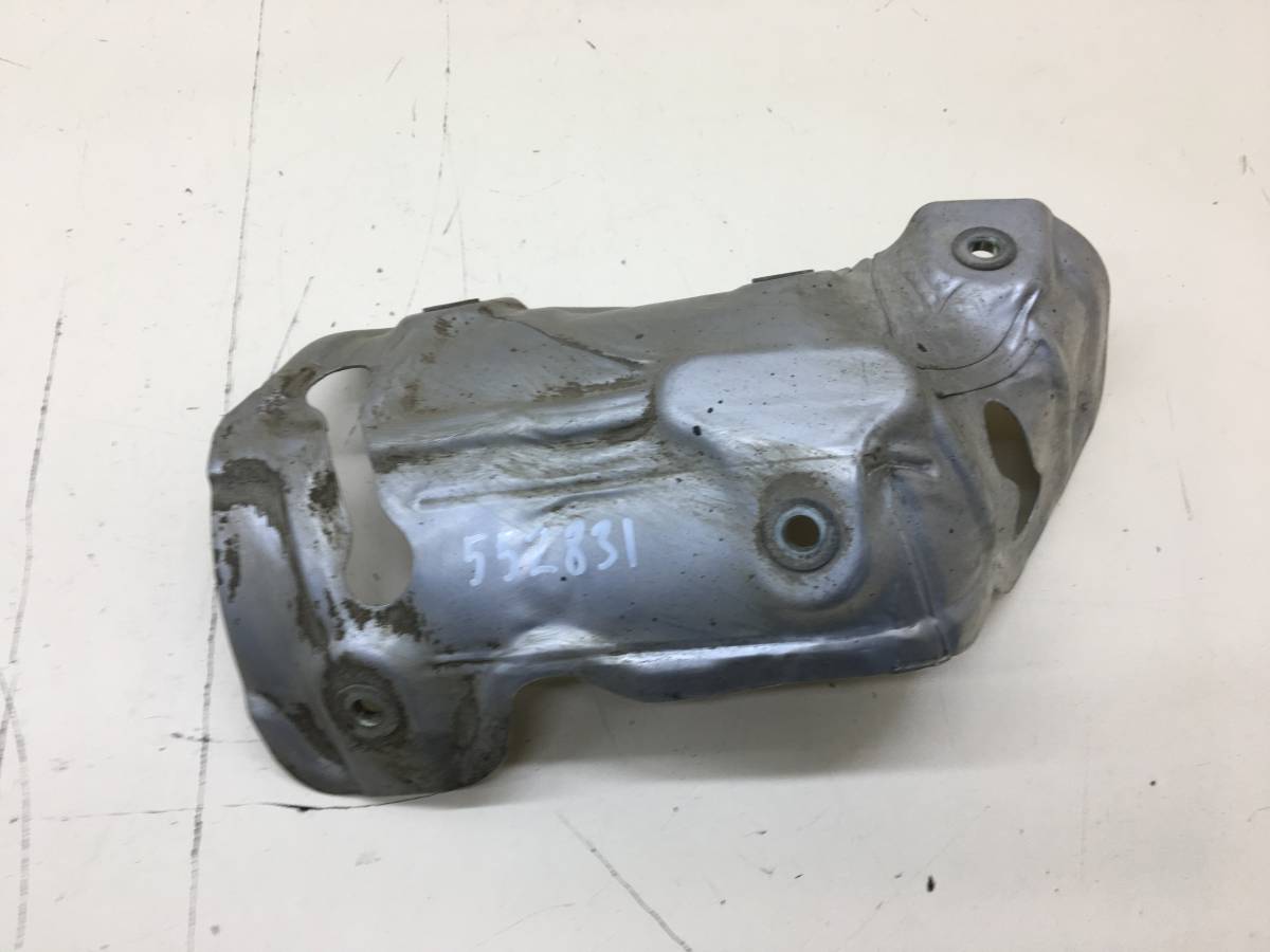 Экран тепловой Toyota Rav 4 (XA40) 2013-2019