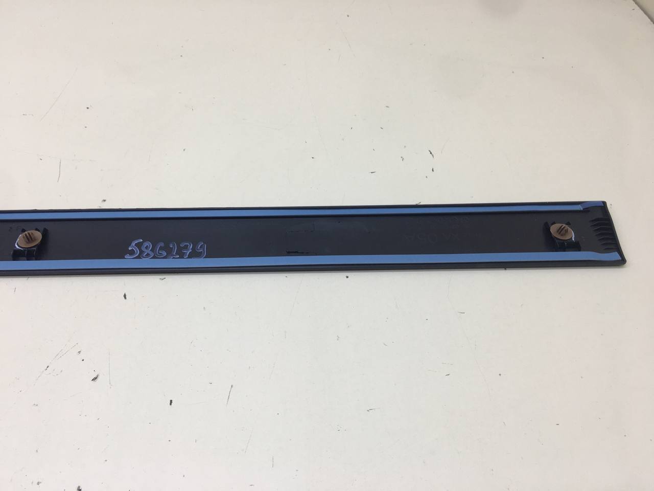 Молдинг передней левой двери Subaru Tribeca (B9) 2004-2008